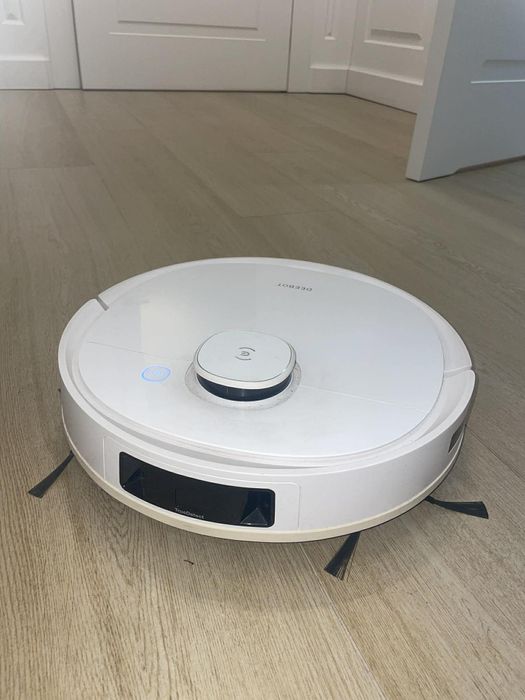 Robot sprzątający ECOVACS Deebot Ozmo T9+