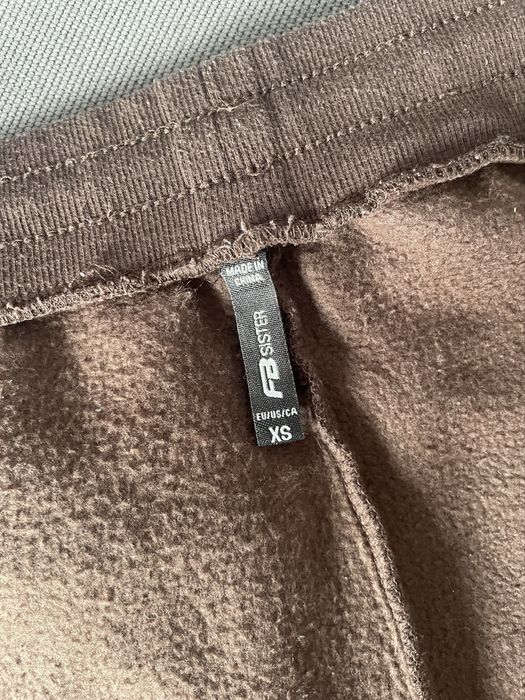 Жіночі спортивні штани. Спортивні штани.