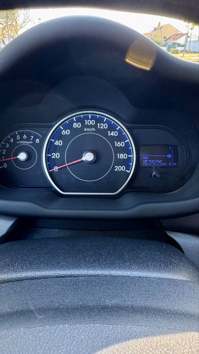 Excelente Oportunidade! • Hyundai i10 1.1  2013 •Rádio Android