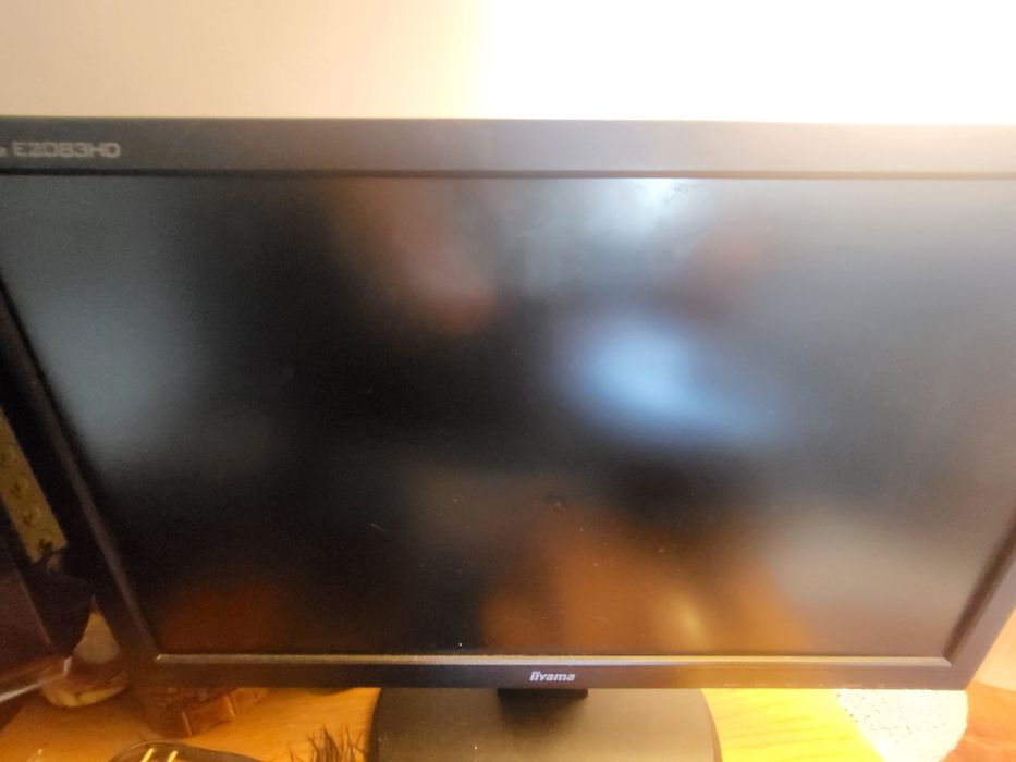 Iiyama prolite e2083hd