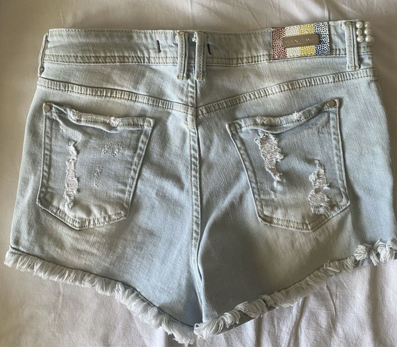 Шорты новые джинсовые