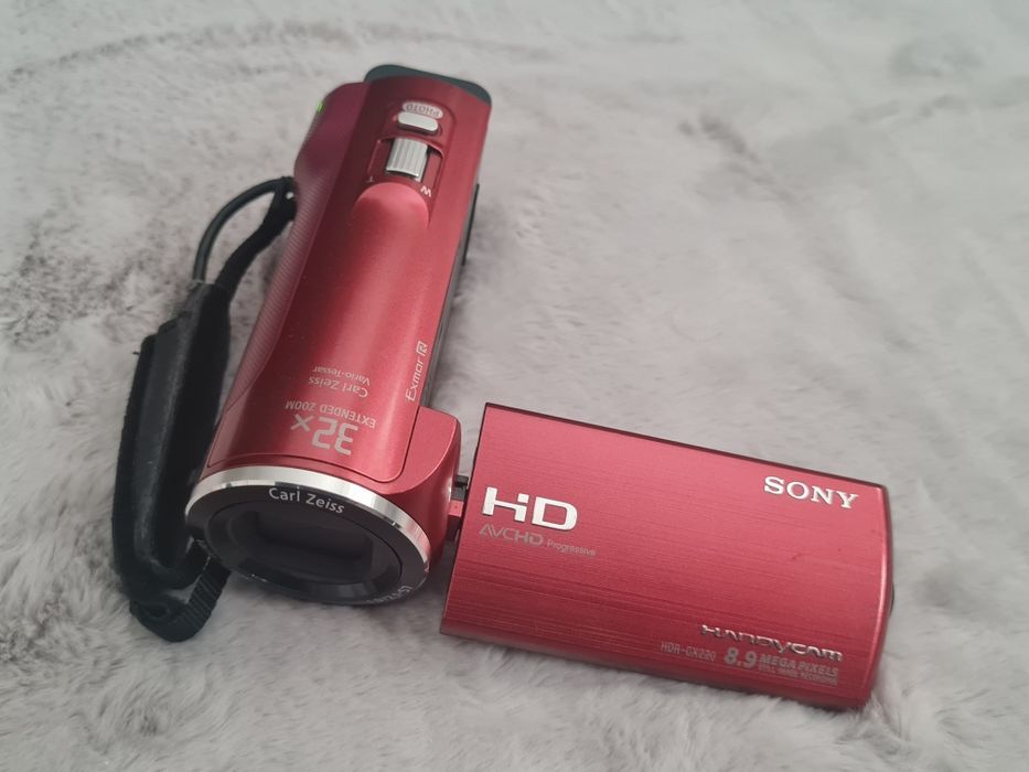 Piękna czerwona Kamera Cyfrowa Handycam Sony HDR-CX220 HD retro mała kamera czerwona red cx115 cx405 cx240