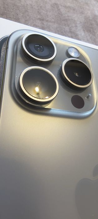 Iphone 15 Pro | 128GB | Naturalny Tytan - Stan idealny