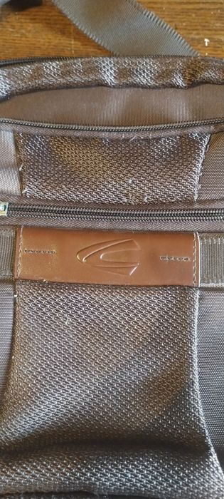 Mala com alça à tiracolo