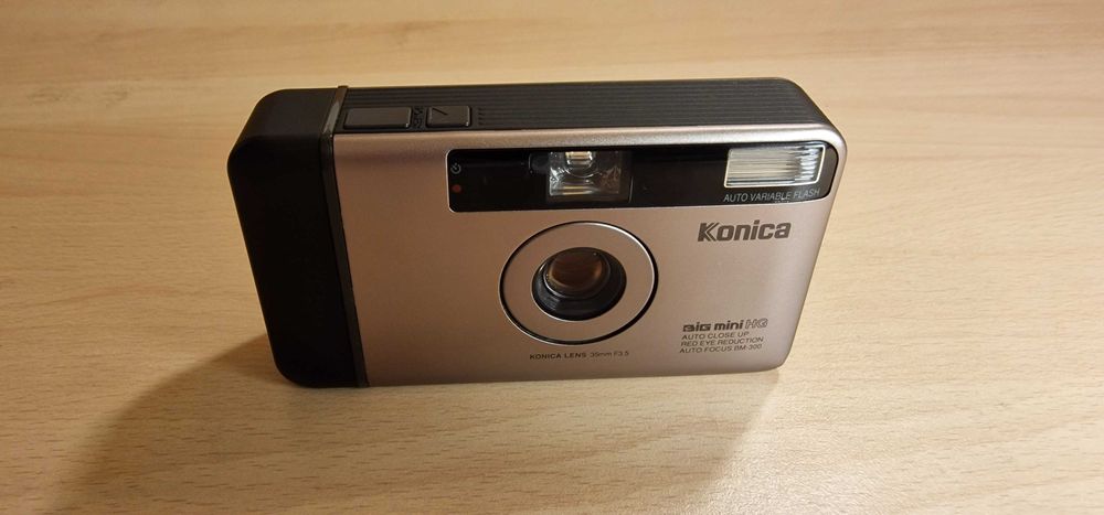 Konica Big Mini magnifica point & shot