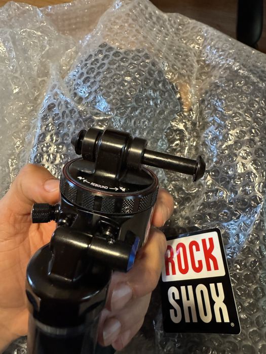 RockShox Super Deluxe Select+