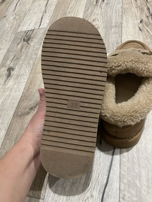 Продам лофери замшеві