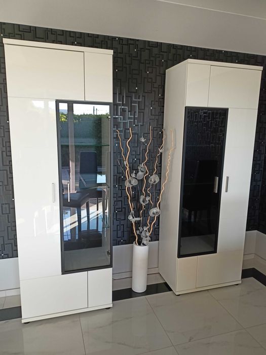 Witryny z wazonem 42x200x70 białe Glamour