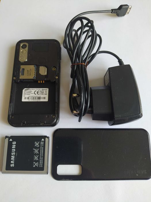 Телефон Samsung GT-S5230