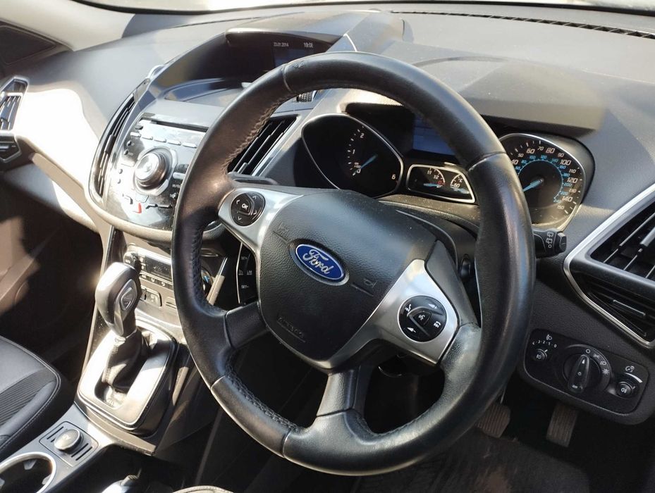 Сидения салон Ford Kuga Escape 2013 потолок