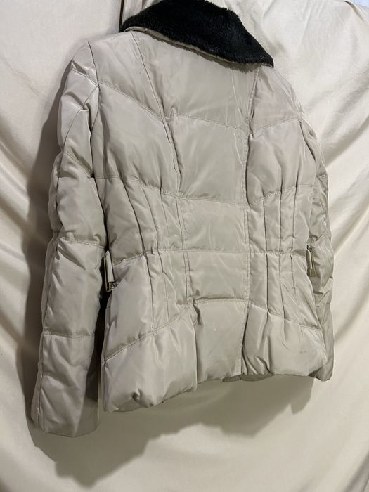 Куртка Zara basic бежева розмір S