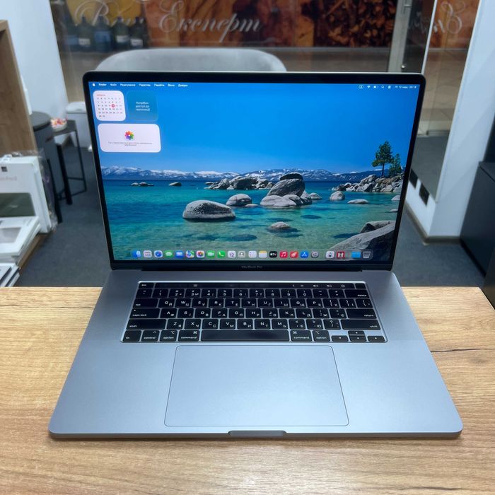 macbook pro i9 32 - Купить электронику - Цены на OLX.ua