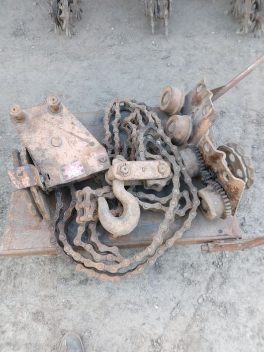 Продам лебідку цепну