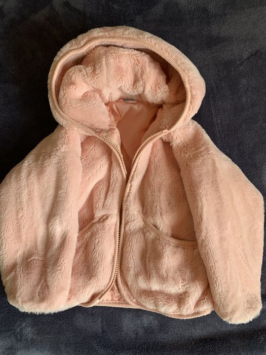 Курточка на дівчинку