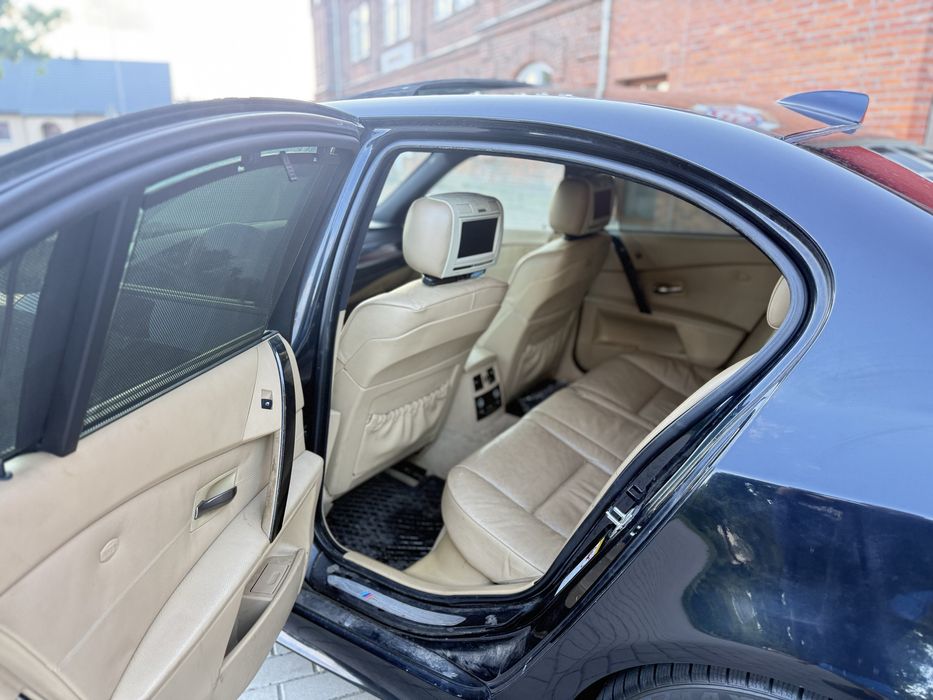 BMW E60 525d M57 | full M-pakiet | Carbon Schwarz | komforty | navi | 18" | bez wkładu
