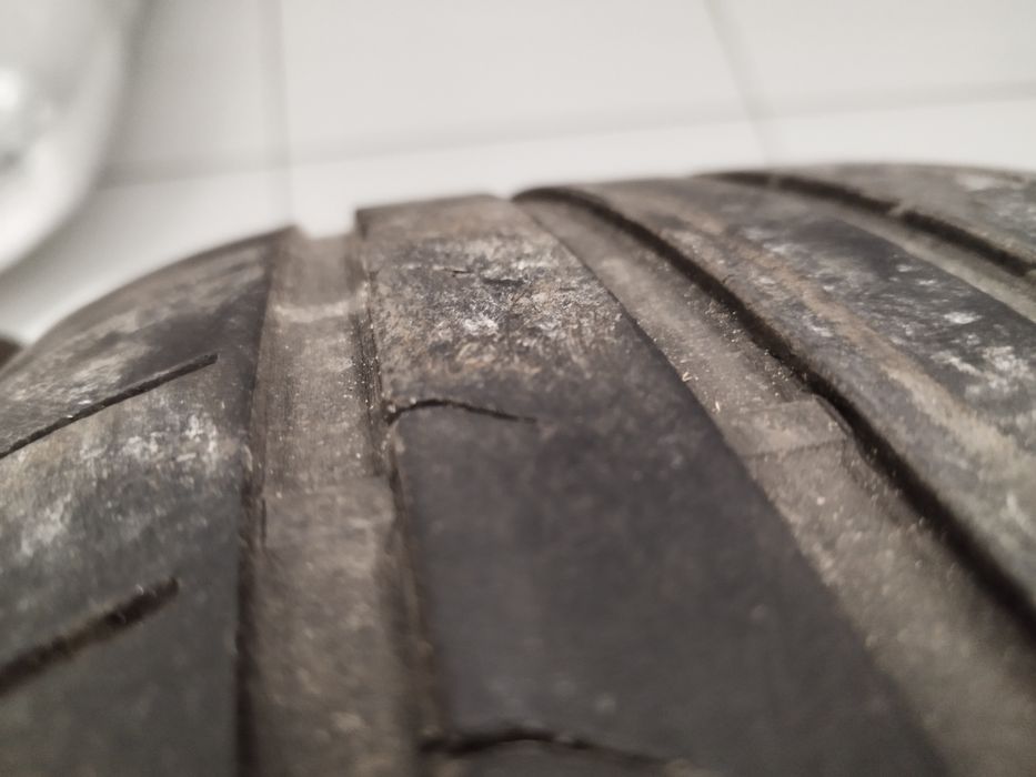 Sprzedam opony 245/50R18 100Y MFS Dunlop SportMaxx GT