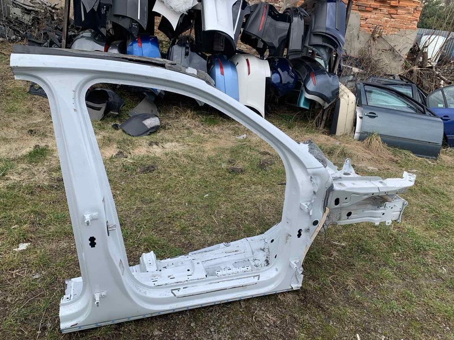 Четверть Передня Права Ланжирон Ауді Ку 3 83А Audi Q3 83A