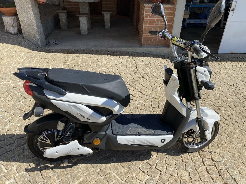 Motociclo eletrico