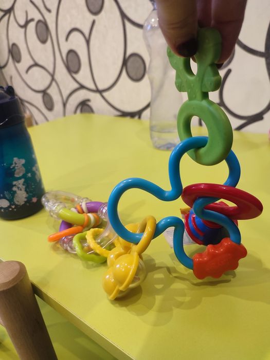 Іграшка  в коляску. брязкальця