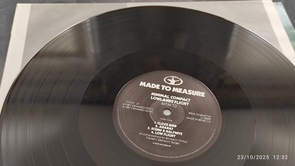Minimal Compact - Lowlands Flight LP