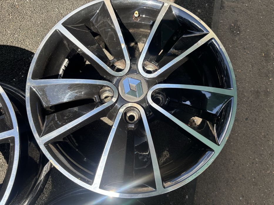 5/114.3R15 Renault диски