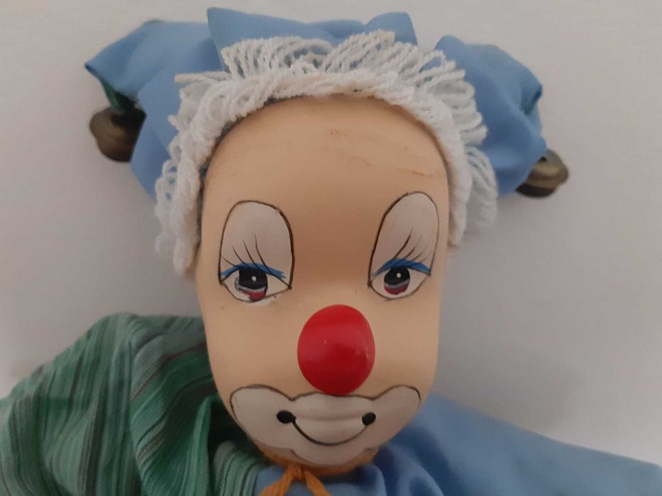 Palhaço Antigo com cabeça em faiança – 32 cm Comprimento