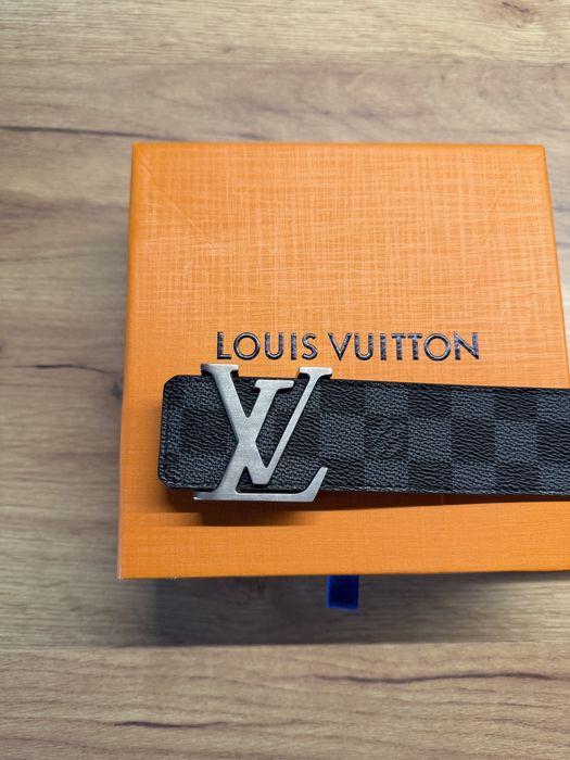 Skòrzany pasek Louis Vuitton czarny srebrny 110cm