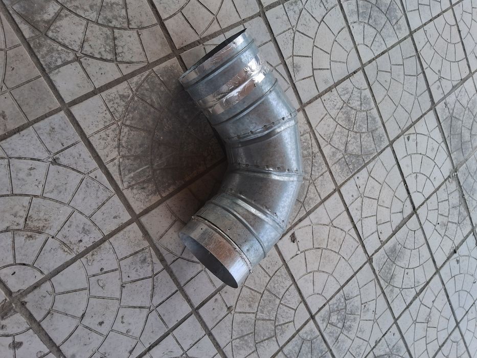 Угол 90° на 200 міліметрів труба