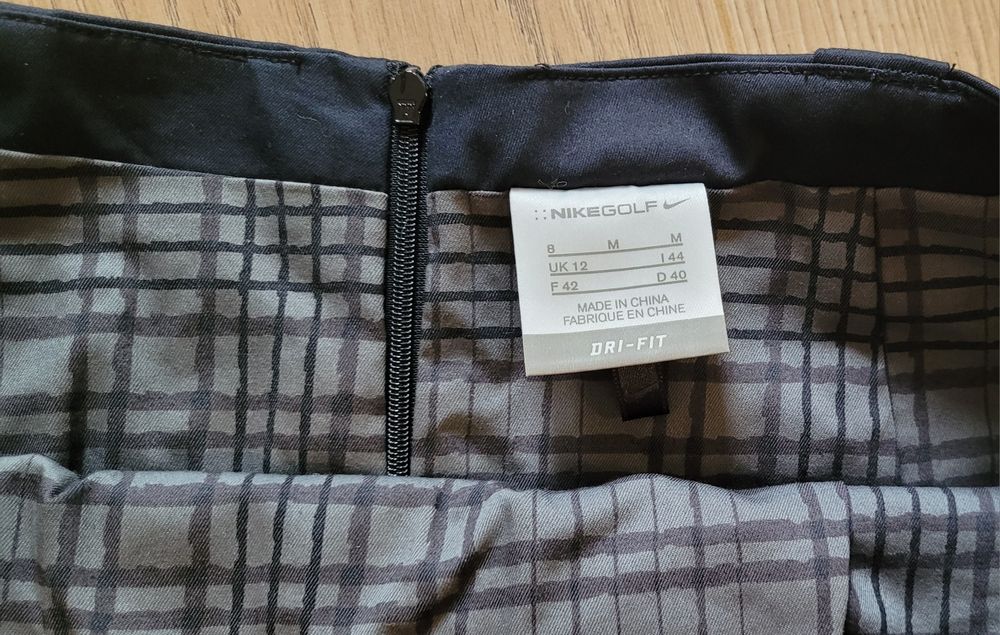 Granatowa spódnica Nike rozmiar M