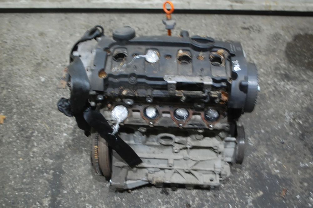 SILNIK GOŁY SŁUPEK 2.0 FSI BLR SEAT ALTEA VW GOLF V SKODA AUDI