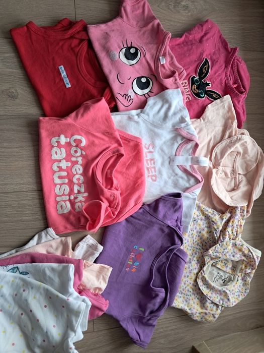 Body dla dziewczynki 74/80 9-12 mcy. Zestaw Stan dobry plus. Normalne