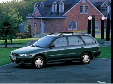 Мицубиси ланцер 1989-2020 год  запчасти