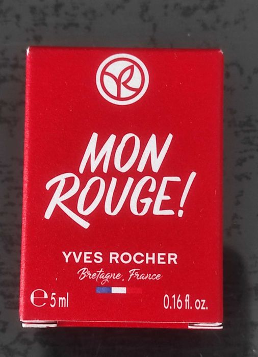 Mon Rouge firmy Yves Rocher z darmową dostawą.