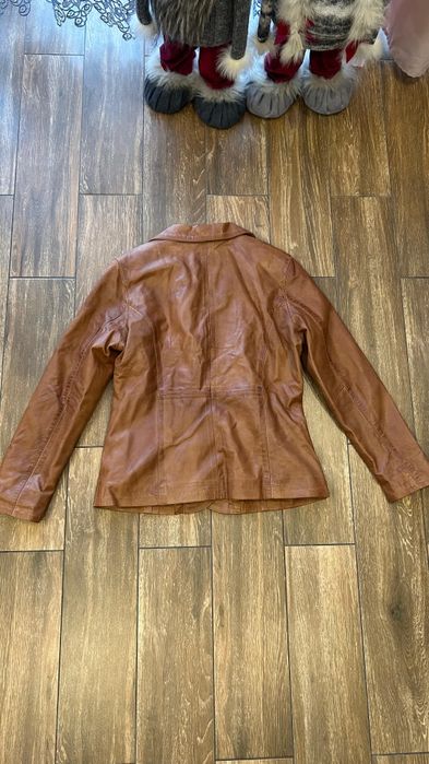 Marynarka damska firmy Carlo Sacchi skóra naturalna rozmiar 40