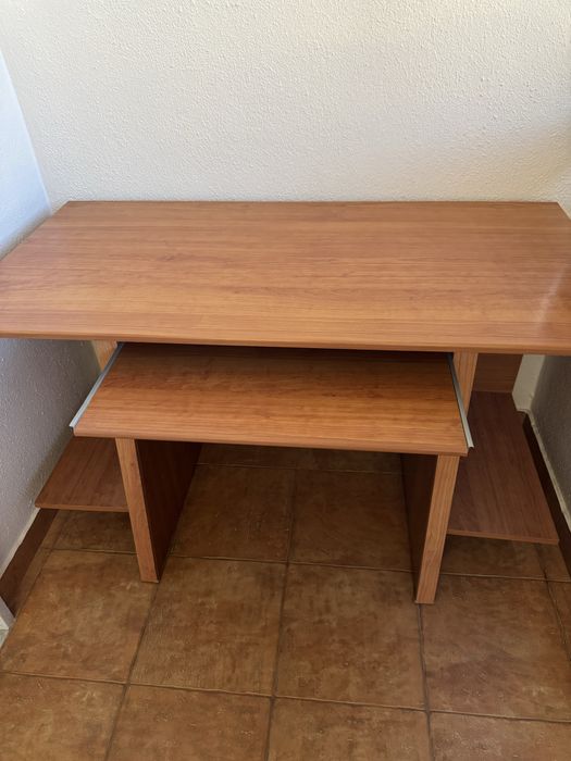 Mesa de secretária