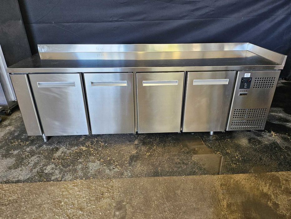 Bancada refrigerada em inox