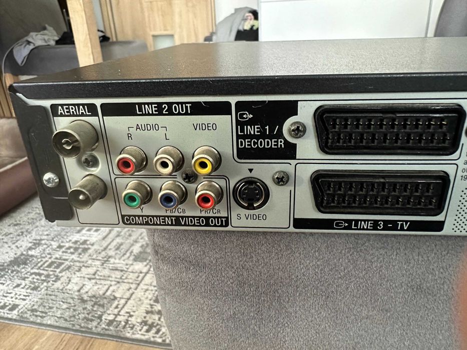 Nagrywarka DVD Sony RDR-AT100