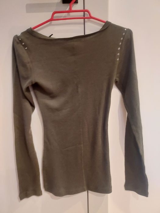 Sweterek khaki xs Guess