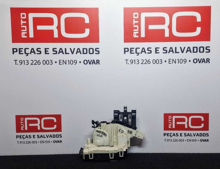 Fechadura / Fecho Porta Frente Direito MERCEDES-BENZ A-CLASS (W176) ano 2012