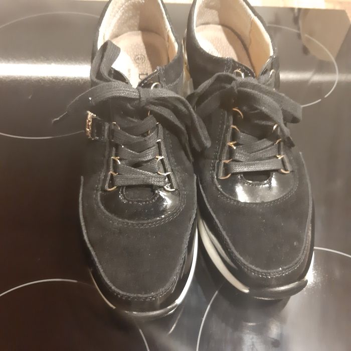 Damskie 40 na koturnie