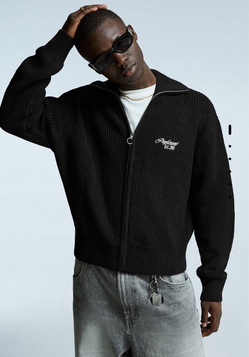 Новий Светр Bershka