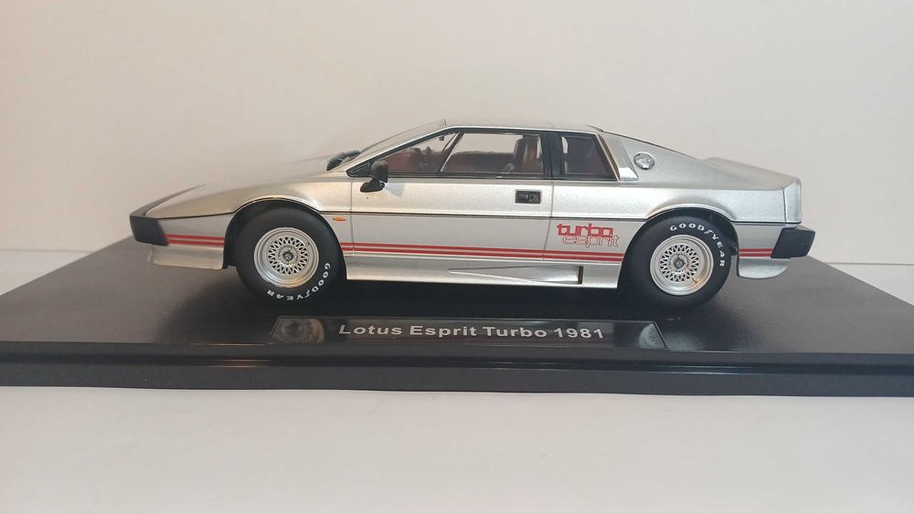 1/18 Lotus Espirit Turbo - KK-Scale