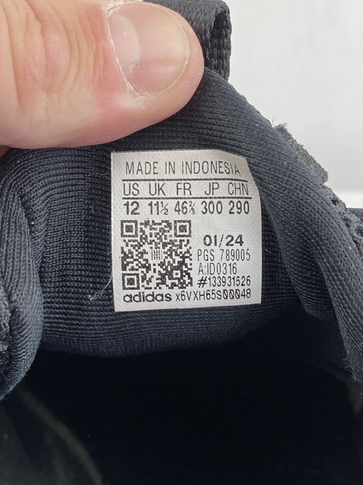 Кросівки чоловічі Adidas Alphaboost V1 Shoes Blue