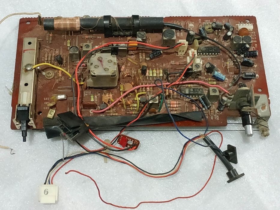 Продам на запчасти остатки Sanyo C3