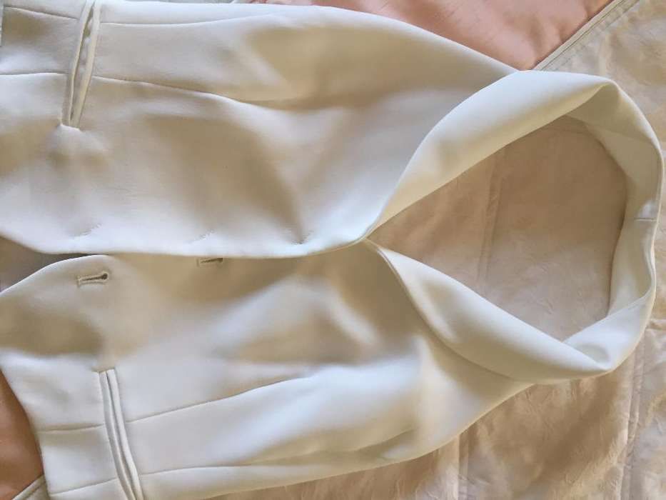 Lotes de roupa e acessórios