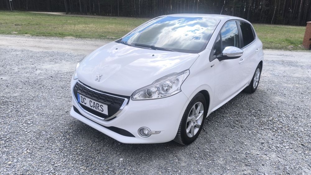 Piękny Peugeot 208 2014r STYLE z Niemiec 1,6 HDI 92KM