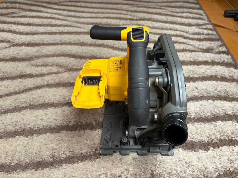 Zagłębiarka DeWalt DCS520NT