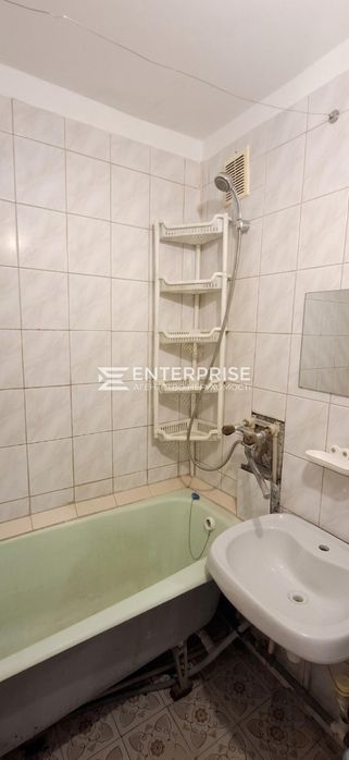 Без комісії Академмістечко Продаж 4к квартира вул. М. Поповича,15