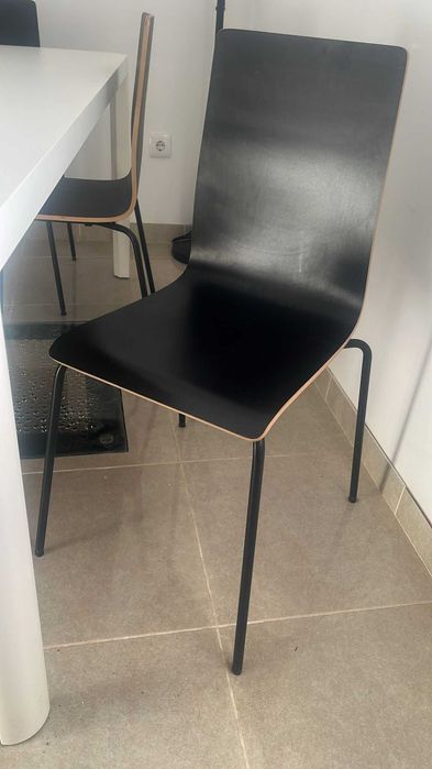 Mesa de sala de jantar + 6 cadeiras