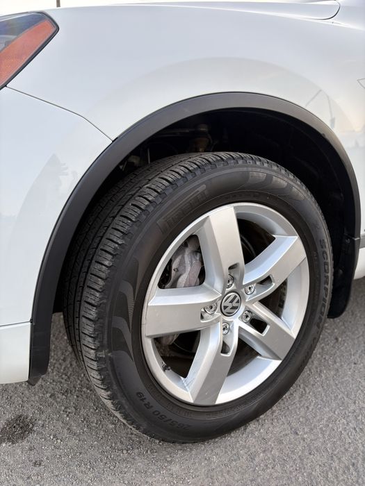 Продам Volkswagen Touareg 2012 Disel